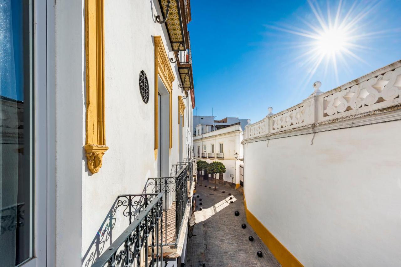 Apartamentos Adriano Seville Exterior photo